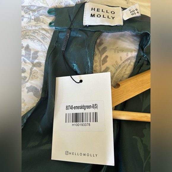 Hello Molly Breaking Hearts Dress in Emerald Green - Picture 7 of 12